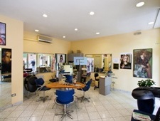 Лицензия на услуги парикмахера в Риме Продажа в Италии