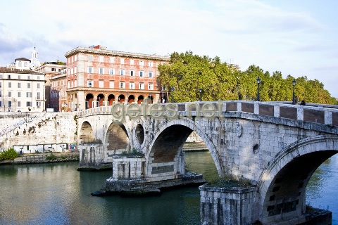 Приют Ста монахов Мост Сикста в Риме
